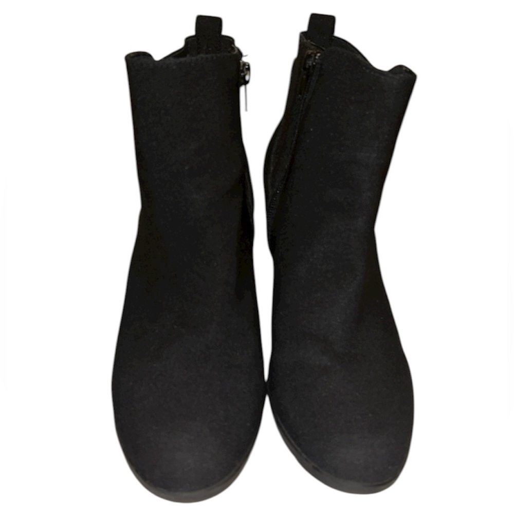 Anne Klein Black Heeled Boots